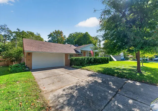 Photo 2 of Single family home for sale at 17438 Inkster Rd, Redford, MI 48240 | MLS# 20261081490 | Listing updated on 2026-10-14
