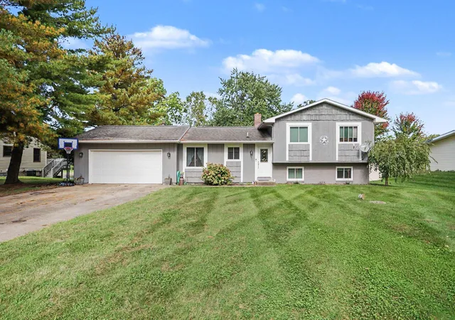 Photo 1 of Single family home for sale at 280 Riverview Dr, Coldwater, MI 49036 | MLS# 62026053532 | Listing updated on 2026-10-24