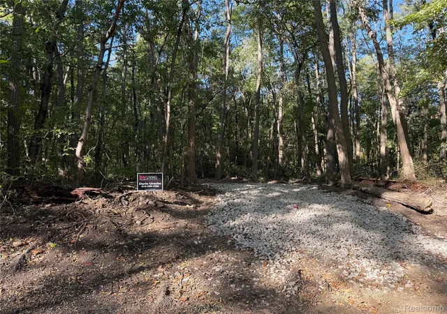 Photo 3 of Land for sale at Vl Wildwood 296a 008 Wildwood Rd, Davisburg, MI 48350 | MLS# 20261081498 | Listing updated on 2026-10-08
