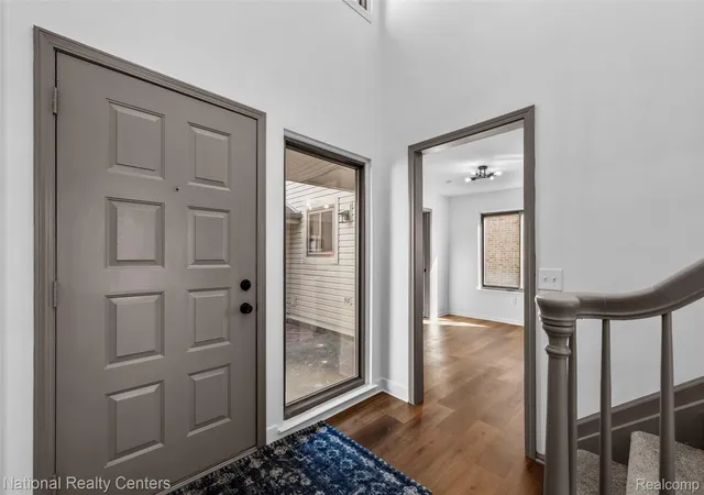 Photo 2 of Condo for sale at 23289 N Chanticleer Dr, Southfield, MI 48034 | MLS# 20261081507 | Listing updated on 2026-10-21