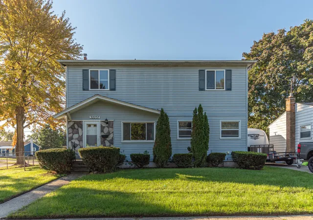 Photo 1 of Single family home for sale at 32237 Parkwood St, Westland, MI 48186 | MLS# 81026053556 | Listing updated on 2026-10-08