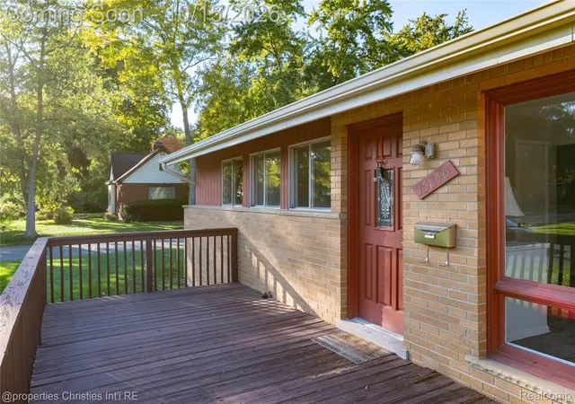 Photo 3 of Single family home for sale at 15840 Webster Ave, Southfield, MI 48076 | MLS# 20261081521 | Listing updated on 2026-10-15