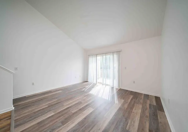 Listing Photo 1 - Condo for sale in building located at 2120 Stone School Cir, Ann Arbor, MI 48108 - Unit #