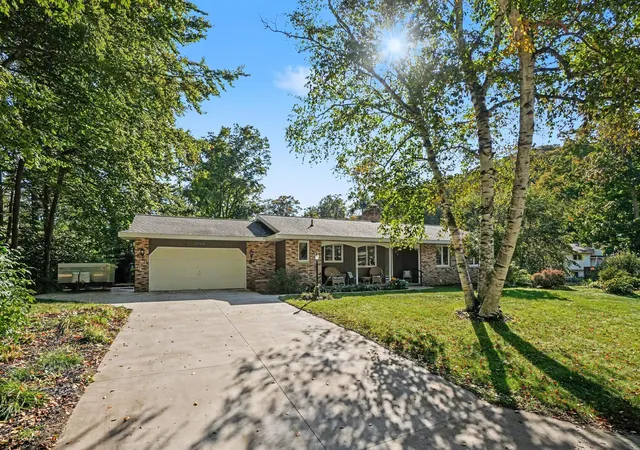 Photo 1 of Single family home for sale at 17292 Burkshire Dr, Grand Haven, MI 49417 | MLS# 71026053569 | Listing updated on 2026-10-08