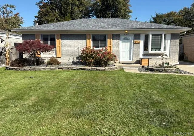 Photo 1 of Single family home for sale at 23255 Deanhurst St, Clinton Township, MI 48035 | MLS# 20261081539 | Listing updated on 2026-10-11