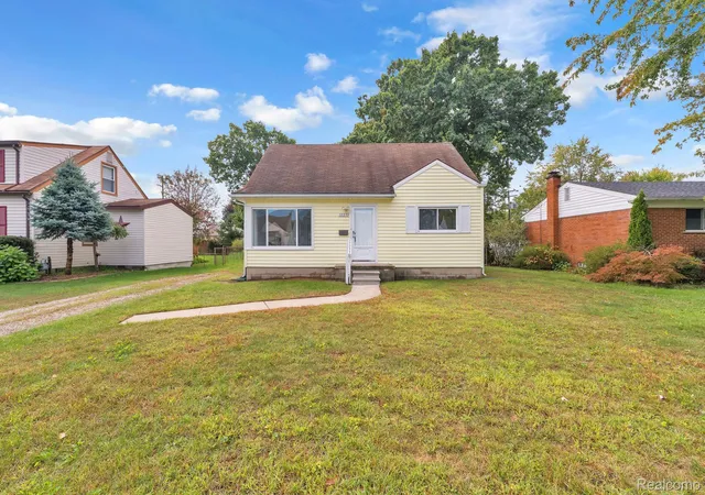Photo 1 of Single family home for sale at 32239 Chester St, Garden City, MI 48135 | MLS# 20261081542 | Listing updated on 2026-10-09