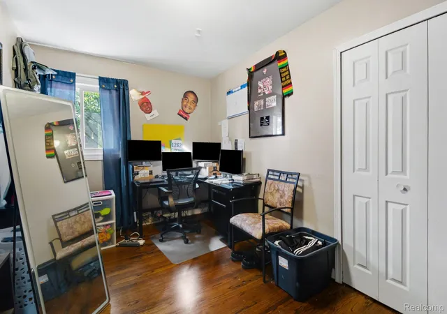 Photo 38 of Single family home for sale at 21671 Whitmore St, Oak Park, MI 48237 | MLS# 20261081544 | Listing updated on 2026-10-15