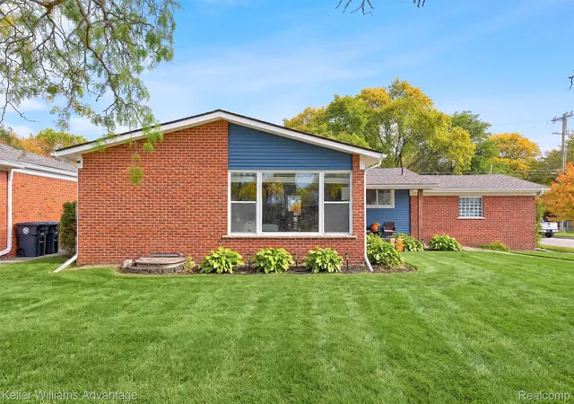 Photo 2 of Single family home for sale at 14208 Denne St, Livonia, MI 48154 | MLS# 20261081547 | Listing updated on 2026-10-15