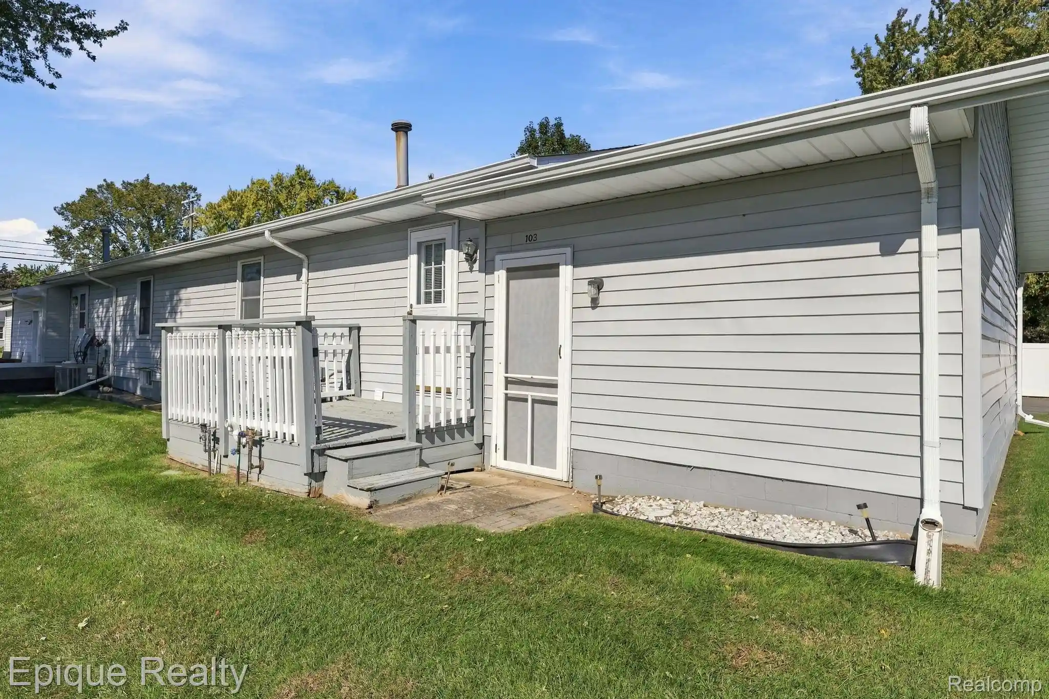 Listing Photo 18 - Condo for sale in 103 Joan Ct located at 103 Joan Ct, Marysville, MI 48040 - Unit 103 Joan Ct