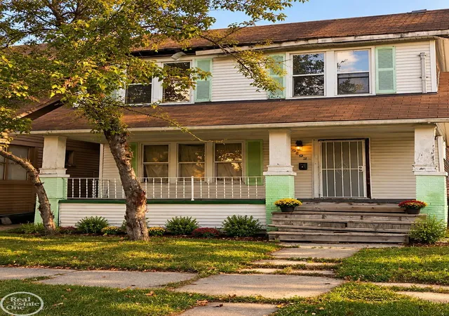 Photo 1 of Single family home for sale at 5192 Saint Clair St, Detroit, MI 48213 | MLS# 58050224225 | Listing updated on 2026-10-08