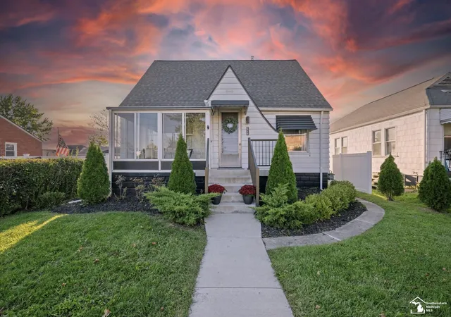 Photo 1 of Single family home for sale at 2846 William R St, Trenton, MI 48183 | MLS# 57050224227 | Listing updated on 2026-10-10