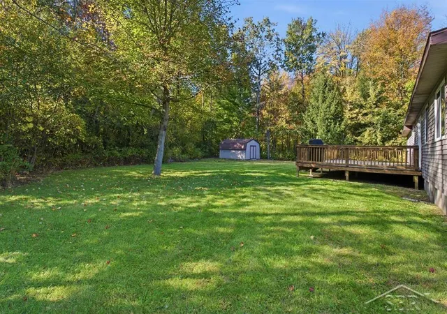 Photo 2 of Single family home for sale at 3697 N Sturgeon Rd, Midland, MI 48642 | MLS# 61050224229 | Listing updated on 2026-10-27