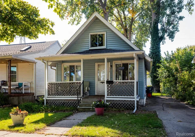 Photo 1 of Single family home for sale at 770 E Hazelhurst St, Ferndale, MI 48220 | MLS# 20261081574 | Listing updated on 2026-10-14