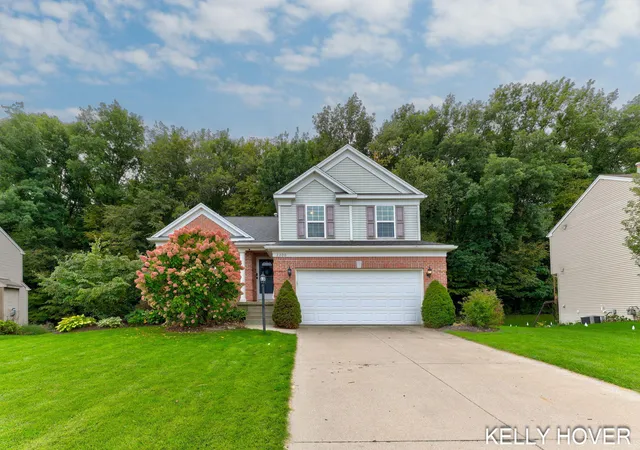 Photo 1 of Single family home for sale at 2200 Glenn Cyn Dr Se, Caledonia, MI 49316 | MLS# 65026053613 | Listing updated on 2026-10-19