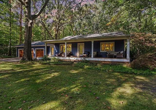 Photo 2 of Single family home for sale at 15758 Vineyard St, Spring Lake, MI 49456 | MLS# 71026053617 | Listing updated on 2026-10-21
