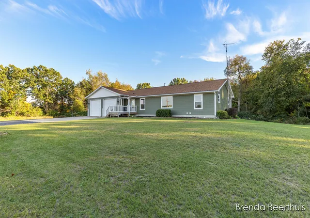 Photo 3 of Single family home for sale at 9147 W Wise Rd, Greenville, MI 48838 | MLS# 65026053619 | Listing updated on 2026-10-21