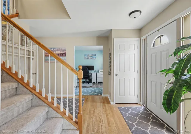 Photo 3 of Single family home for sale at 4183 Inglewood Dr, Ypsilanti, MI 48197 | MLS# 20261081580 | Listing updated on 2026-10-11