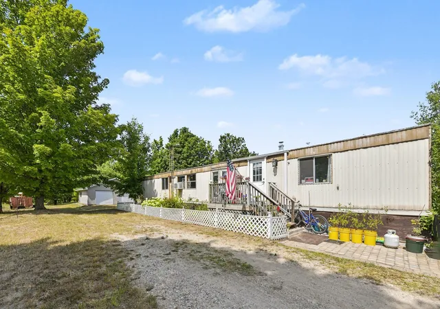 Single family home for sale at 12898 Litzen Rd, Mesick, MI 49668 | MLS# 78080074330