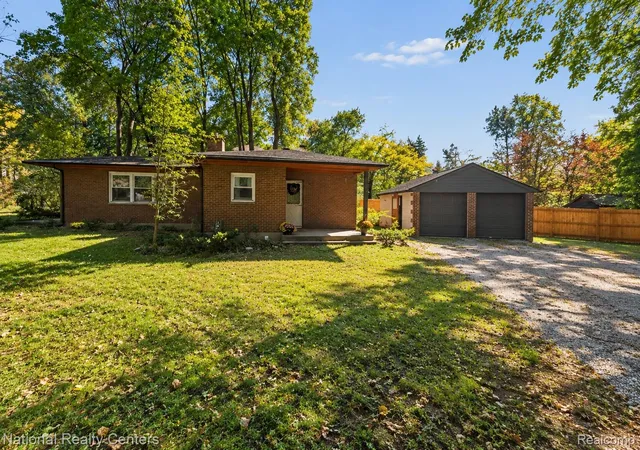 Photo 1 of Single family home for sale at 2444 Packard St, Ann Arbor, MI 48104 | MLS# 20261081603 | Listing updated on 2026-10-11