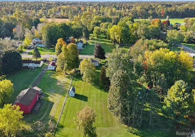 Photo 2 of Single family home for sale at 5039 E Frances Rd, Mount Morris, MI 48458 | MLS# 20261081604 | Listing updated on 2026-10-14