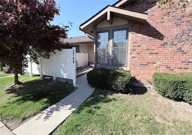 Photo 1 of Condo for sale at 2768 Roundtree Dr, Troy, MI 48083 | MLS# 20261081613 | Listing updated on 2026-10-14