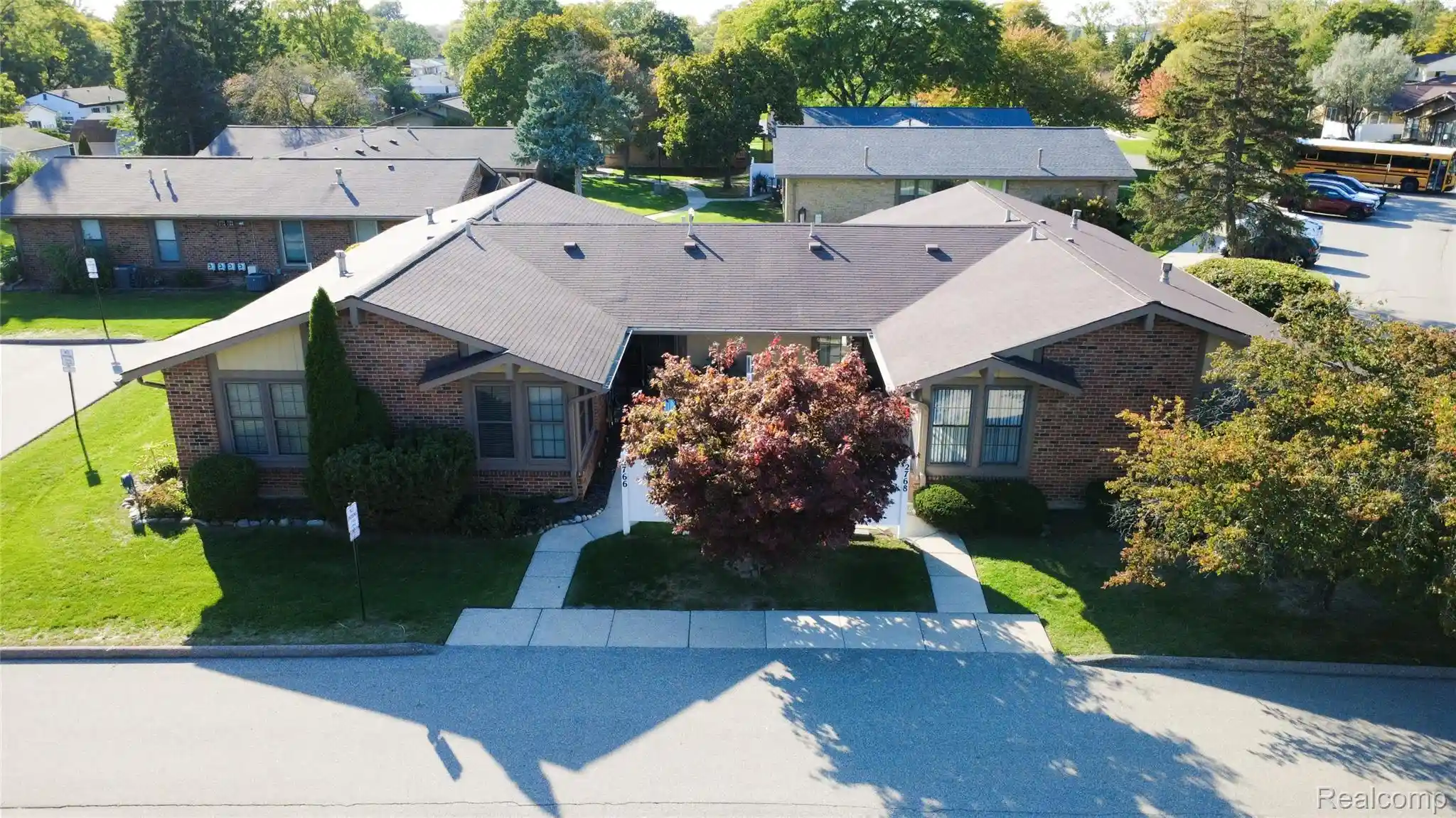 Listing Photo 15 - Condo for sale in 2768 Roundtree Dr located at 2768 Roundtree Dr, Troy, MI 48083 - Unit 2768 Roundtree Dr