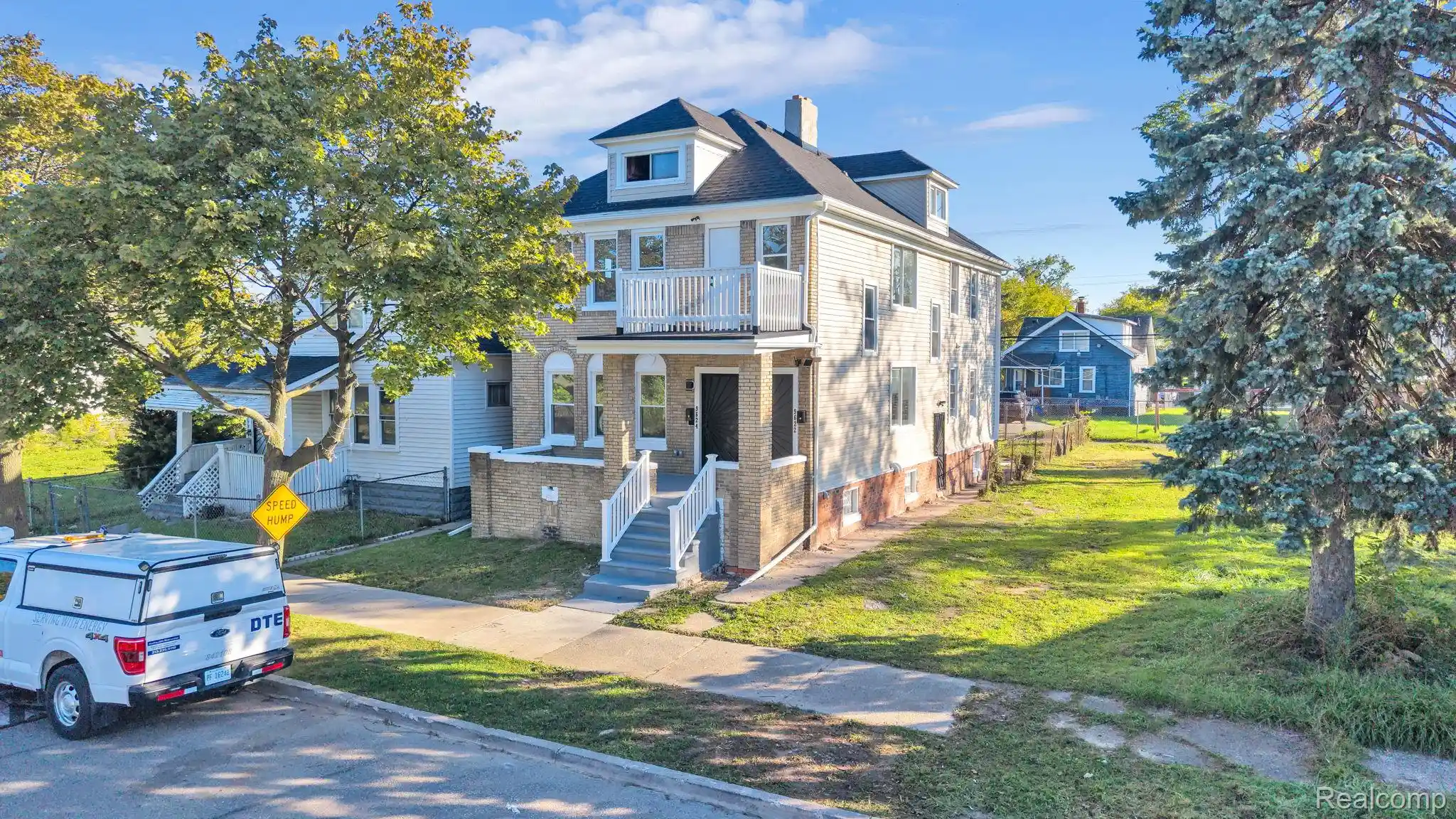 Listing Photo 1 - Condo for sale in 9622 Petoskey Ave located at 9622 Petoskey Ave, Detroit, MI 48204 - Unit 9622 Petoskey Ave