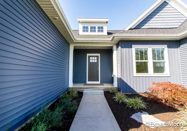 Photo 3 of Single family home for sale at 8079 Tramway Dr Sw, Byron Center, MI 49315 | MLS# 65026053653 | Listing updated on 2026-10-16