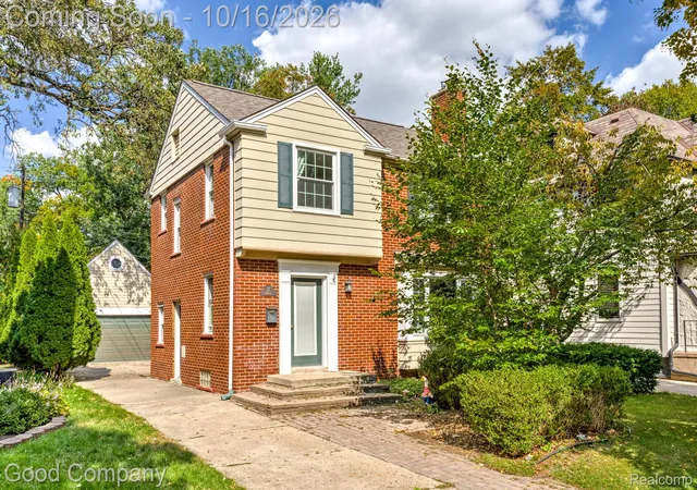 Single family home for sale at 17 Amherst Rd, Pleasant Ridge, MI 48069 | MLS# 20261081632
