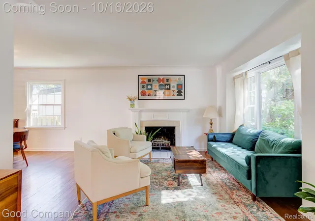 Photo 3 of Single family home for sale at 17 Amherst Rd, Pleasant Ridge, MI 48069 | MLS# 20261081632 | Listing updated on 2026-10-19