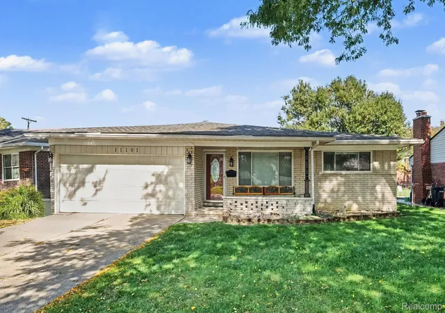 Photo 1 of Single family home for sale at 11191 Lorman Dr, Sterling Heights, MI 48312 | MLS# 20261081633 | Listing updated on 2026-10-12
