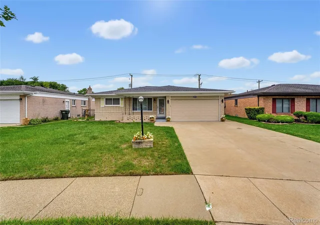 Photo 1 of Single family home for sale at 35185 Marina Dr, Sterling Heights, MI 48312 | MLS# 20261081635 | Listing updated on 2026-10-09