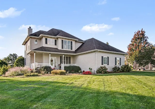 Photo 1 of Single family home for sale at 50762 Rebecca Dr, Paw Paw, MI 49079 | MLS# 66026053666 | Listing updated on 2026-10-21