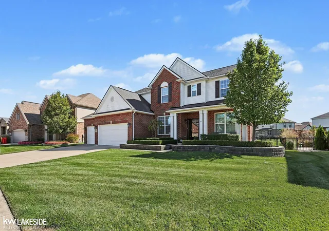 Photo 1 of Sale Pending at 55152 Wolverine Dr, Macomb, MI 48042 | MLS# 58050224261 | Listing updated on 2026-10-11