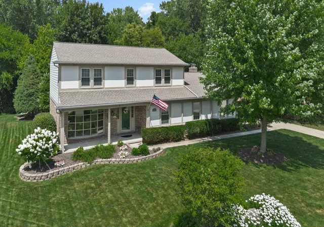 Photo 1 of Sale Pending at 33054 Oak Holw St, Farmington Hills, MI 48334 | MLS# 81026053694 | Listing updated on 2026-10-16