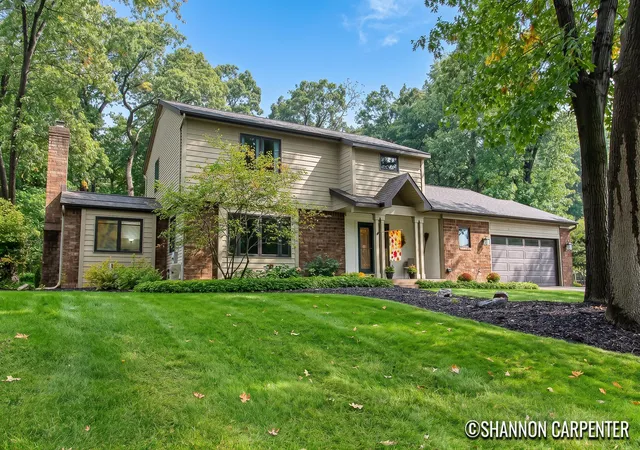 Photo 1 of Sale Pending at 3275 Pinoak Ct Se, Grand Rapids, MI 49546 | MLS# 65026053695 | Listing updated on 2026-10-10