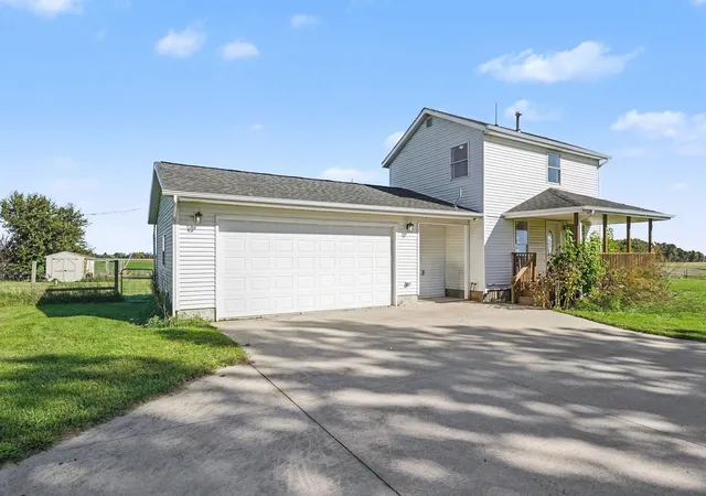 Photo 3 of Single family home for sale at 9682 S Wise Rd, Shepherd, MI 48883 | MLS# 79080074341 | Listing updated on 2026-10-11