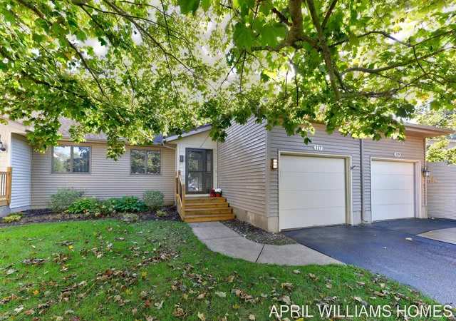 Condo for sale at 117 Shoreline Rd, Holland, MI 49424 | MLS# 71026053712