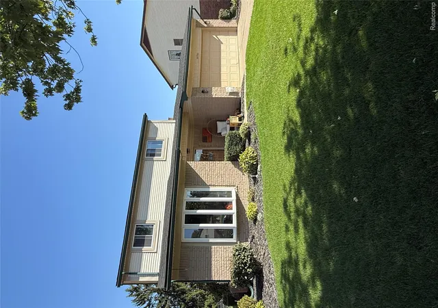 Photo 1 of Single family home for sale at 20762 Richard Ave, Brownstown Twp, MI 48183 | MLS# 20261081697 | Listing updated on 2026-10-10