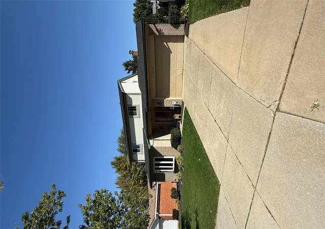 Photo 2 of Single family home for sale at 20762 Richard Ave, Brownstown Twp, MI 48183 | MLS# 20261081697 | Listing updated on 2026-10-10