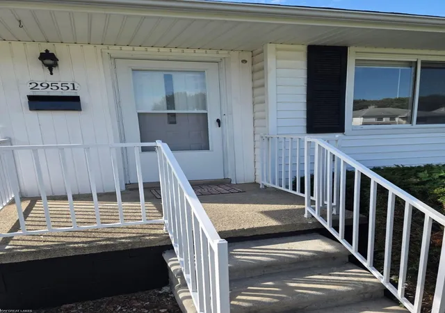 Photo 2 of Single family home for sale at 29551 Rosemont St, Roseville, MI 48066 | MLS# 58050224289 | Listing updated on 2026-10-13