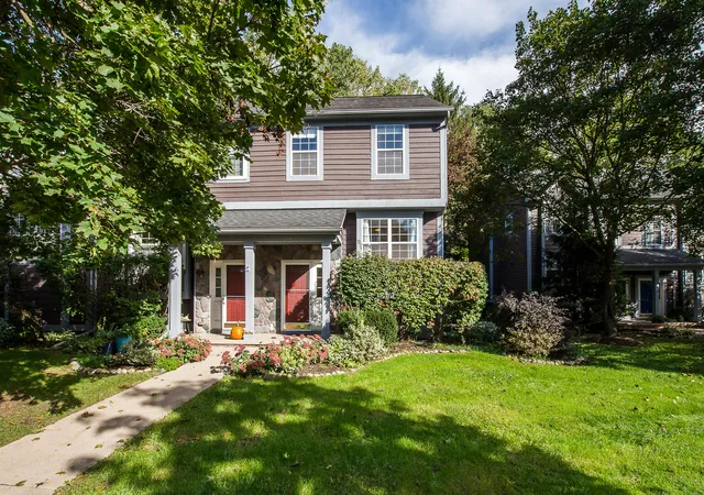 Condo for sale at 230 Lyn Anne Ct, Ann Arbor, MI 48103 | MLS# 81026053748