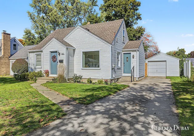 Single family home for sale at 1333 Kelsey St NE, Grand Rapids, MI 49505 | MLS# 65026053755