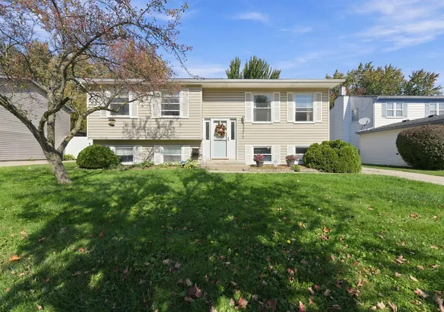 Photo 1 of Single family home for sale at 44478 Albert Dr, Plymouth, MI 48170 | MLS# 81026053756 | Listing updated on 2026-10-08