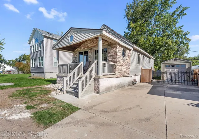 Photo 2 of Single family home for sale at 5641 Grandview Dr, Newport, MI 48166 | MLS# 20261081757 | Listing updated on 2026-10-13