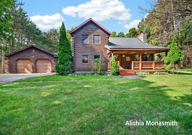 Photo 3 of Single family home for sale at 2797 N 168th Avenue, Holland, MI 49424 | MLS# 71026053770 | Listing updated on 2026-10-16