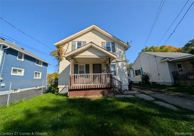 Listing Photo 2 - Condo for sale in building located at 1511 Tacoma St, Flint, MI 48503