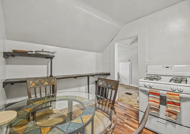 Listing Photo 3 - Condo for sale in building located at 1412 Sherman St SE, Grand Rapids, MI 49506