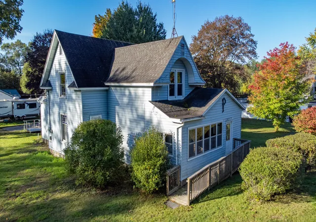 Photo 2 of Single family home for sale at 1949 Ray Ave, New Era, MI 49446 | MLS# 67026053790 | Listing updated on 2026-10-13