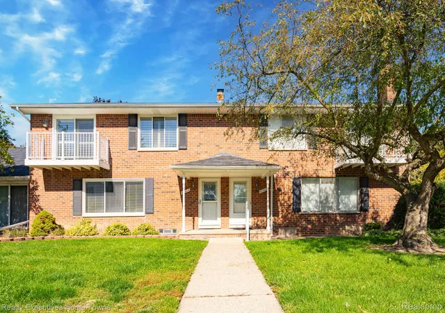 Condo for sale at 42304 Toddmark Ln, Clinton Township, MI 48038 | MLS# 20261081789